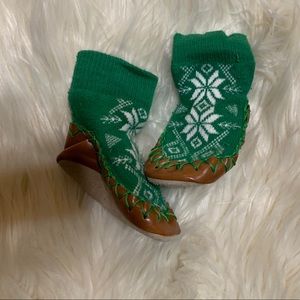 Hanna Anderson slippers